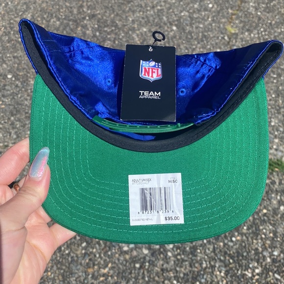 Nike Blue and Green Cap - Picture 2 of 2